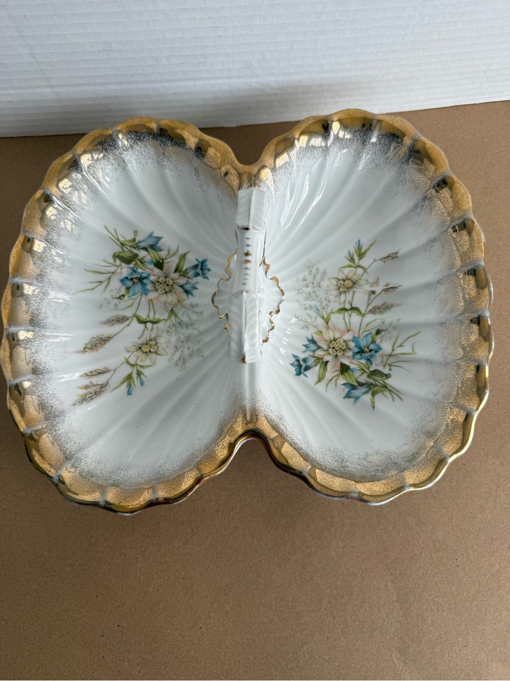 Antique C. Tielsch Altwasser Germany Divided Shell Porcelain Dish Gold Gilt
